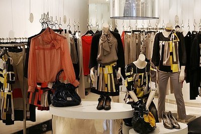 李寶宏:夯實基礎抗&ldquo;危機&rdquo;_品牌名人堂_中國女裝網(wǎng)